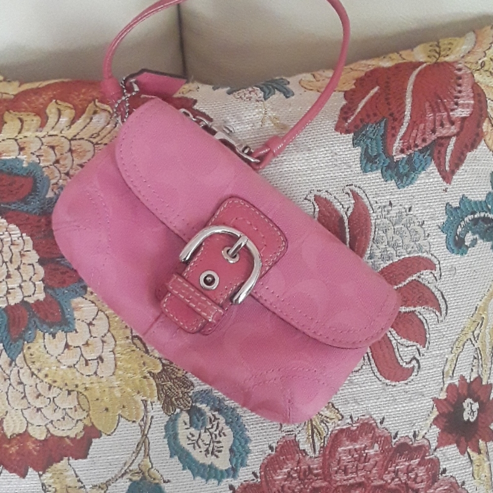 Wristlet